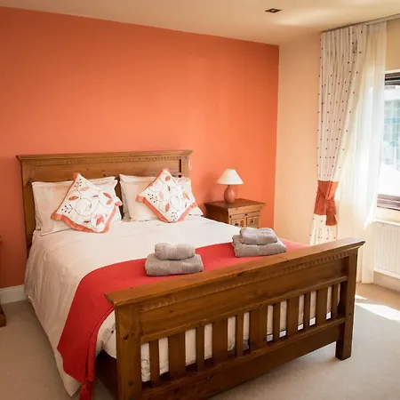 Kayden House Pensionat 4*